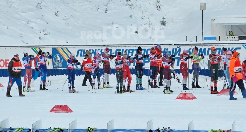 Алина Пеклецова выиграла скиатлон на этапе Кубка России в Кирово-Чепецком районе