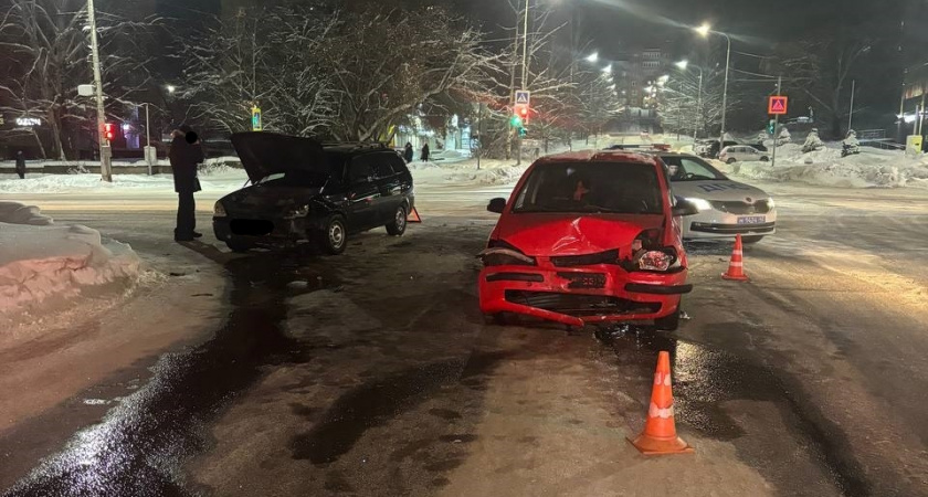 В Кирово-Чепецке маленькая девочка пострадала в ДТП