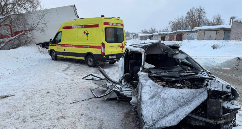 В Нововятске произошло серьезное ДТП с тремя пострадавшими