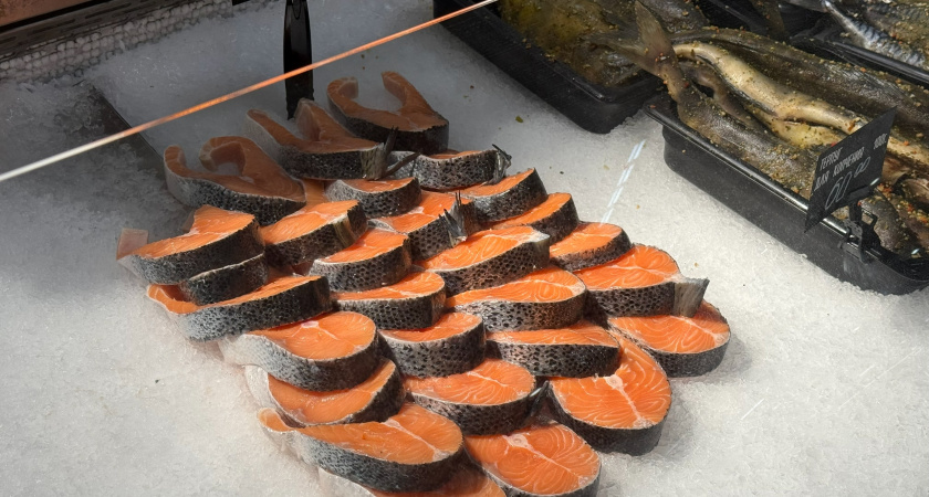 Почему форель дешевле сёмги: разве она чем-то хуже