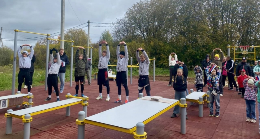 В Кирово-Чепецком районе отремонтировали детский сад и открыли площадку ГТО в 2025 году