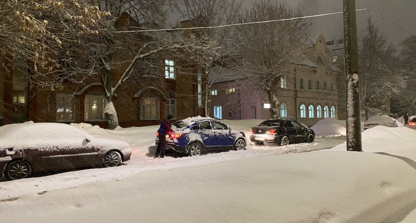 Госавтоинспекция предупреждает о новых снегопадах в Кировской области