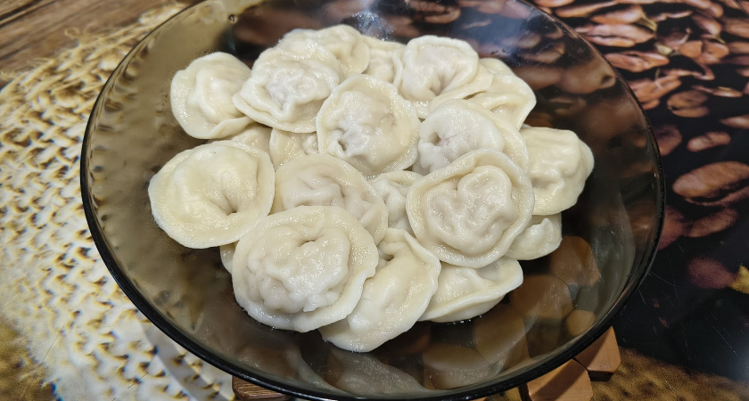 Для чего умные хозяйки моют пельмени перед варкой - забавная, но эффективная хитрость