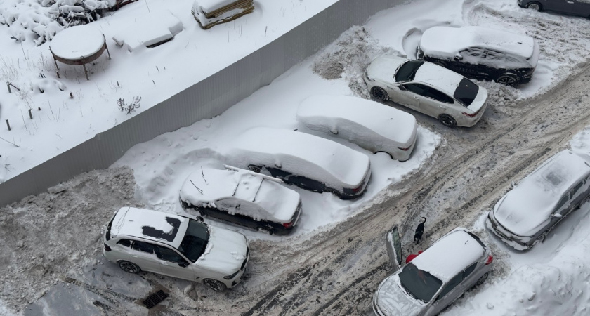 Как открыть дверь авто после ледяного дождя - запомните раз и на всю жизнь
