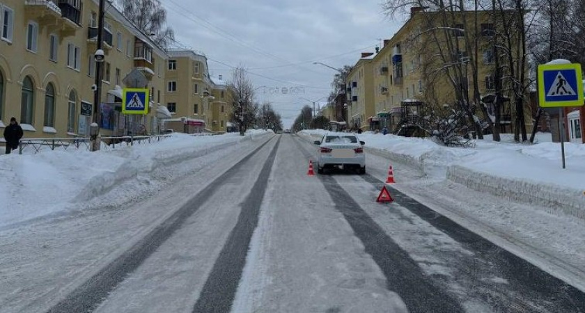 Машина сбила женщину на пешеходном переходе на проспекте Мира в Кирово-Чепецке