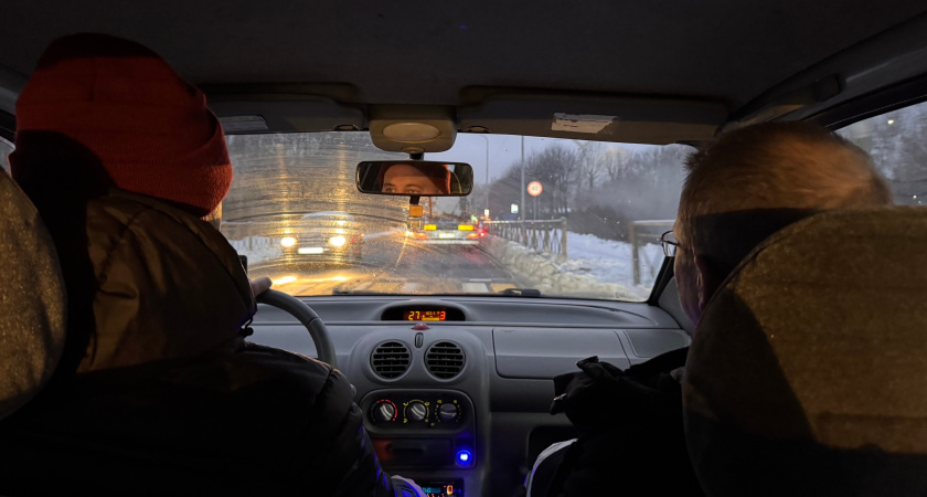 Как включить зимний режим дворников и форсунок стеклоомывателя, чтобы стекло не было мутным как болото