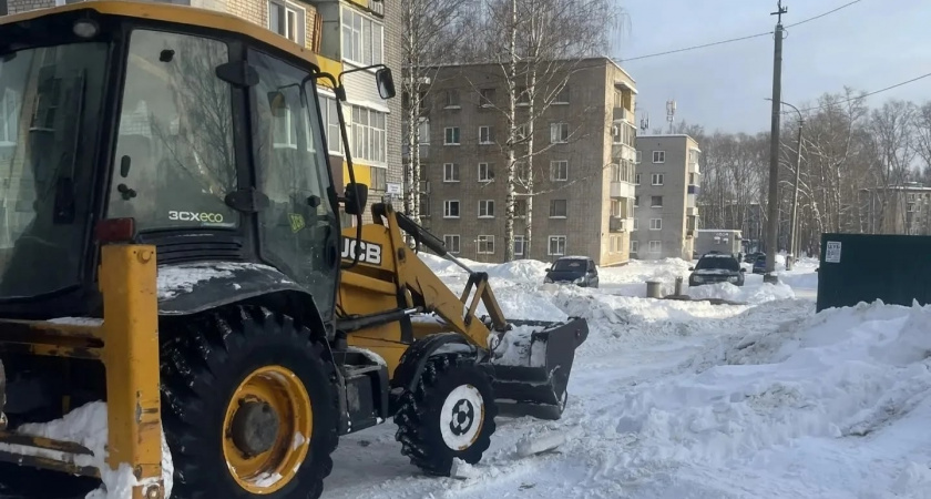 В Кирово-Чепецке прокуратура выявила 89 дворов и зданий с нарушениями содержания