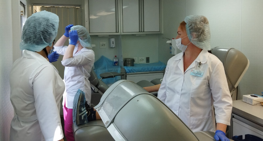 В Кировской области медицинские работники получили 60 миллионов рублей