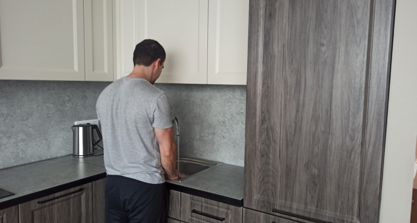 Кухня выглядит неряшливо, даже если вы убираетесь: 3 ошибки, которые портят вид каждый день