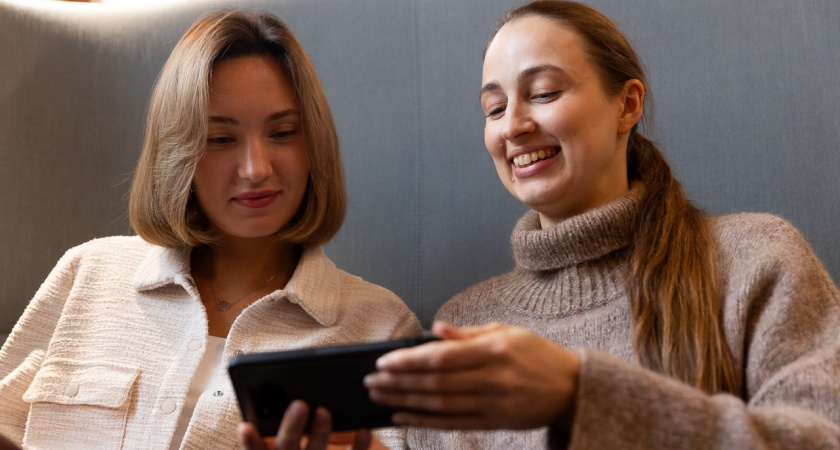 Все и сразу: у кировчан почти в 6 раз вырос интерес к агрегаторам ИИ