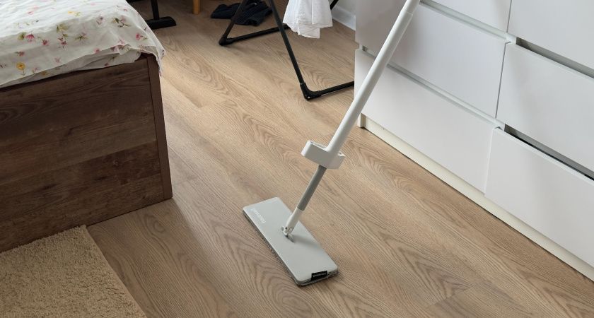 Солю воду перед мытьём полов - и они сияют месяц: уборка по-советски работает лучше покупных средств