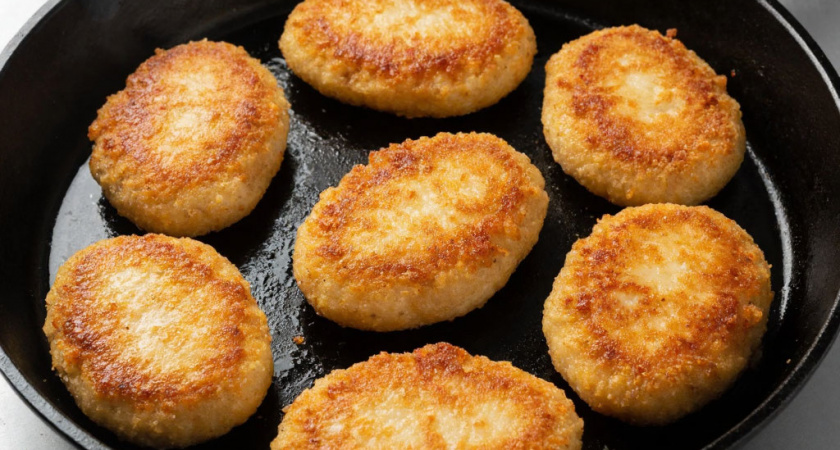 Больше не кладу лук в фарш: другой овощ делает котлеты сочнее, мягче и вкуснее в разы