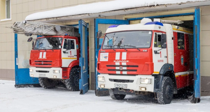 В Кирове на Щорса вспыхнула частная баня