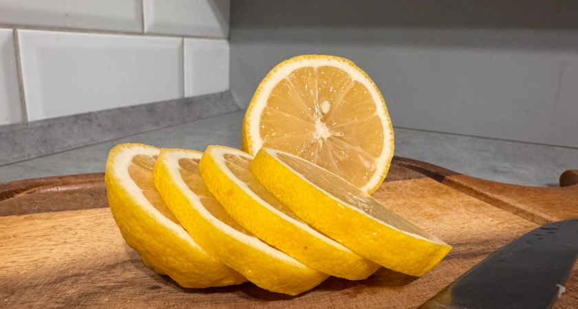 Поставьте лимон у кровати на ночь: эффект, который удивит вас уже к утру