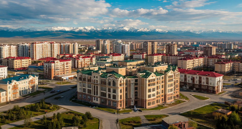 Совершеннолетний город: как выглядит и чем живет самая маленькая региональная столица России