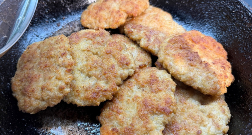 Не яйца: что можно добавить в котлеты, чтобы они не развалились. Запомните раз и навсегда
