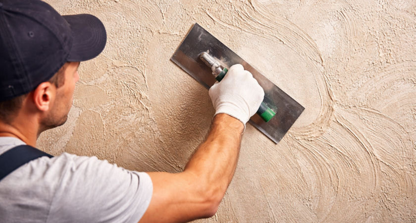 Хватит везде лепить обои: замените в 2026 их на этот недорогой материал, и ремонт будет смотреться в 5 раз выигрышнее