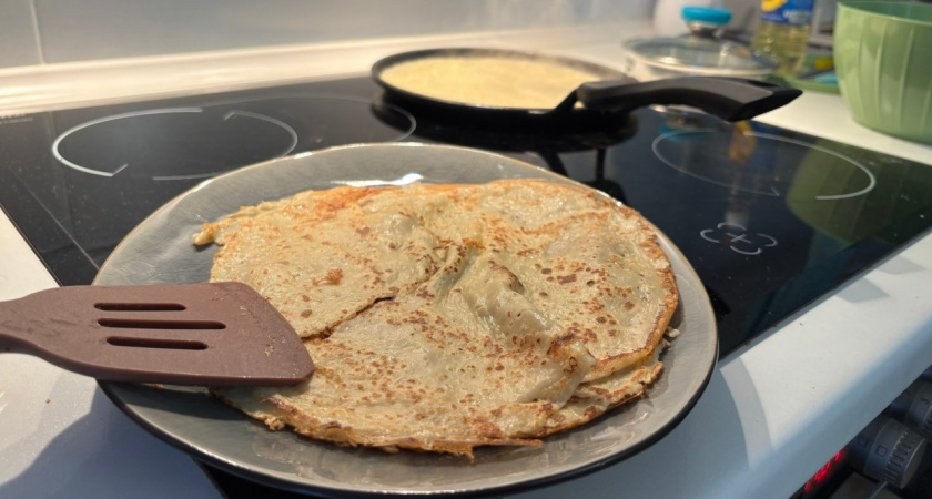 Те самые блины из СССР - рецепт из журнала "Работница": вкусно так, что за уши не оттащишь 