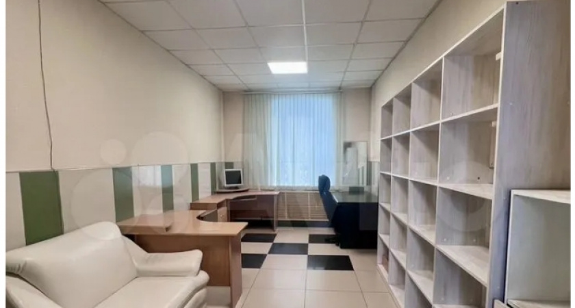 В старом центре Кирово-Чепецка продают трехэтажное здание за 33 миллиона рублей