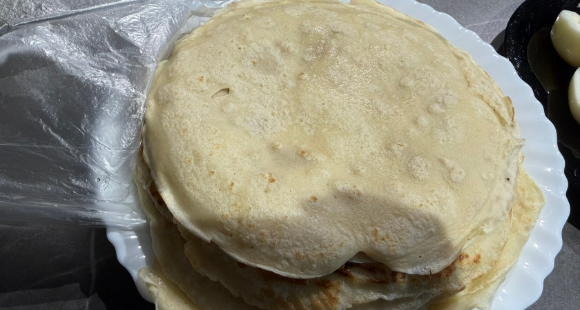 Стоило один раз попробовать и тут же влюбилась в них: восточные блины с тысячей дырочек