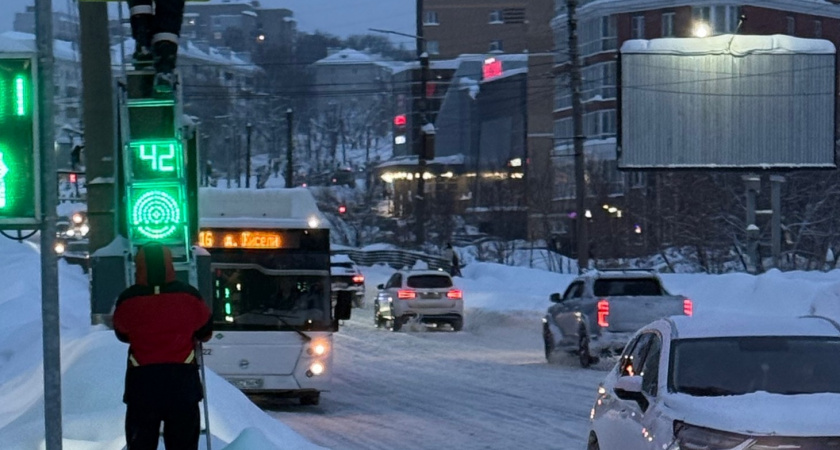 Что нельзя говорить инспектору ГИБДД, даже если это не под протокол - должен знать каждый водитель