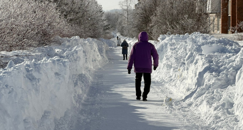 Как вести себя с теми, кто вас не любит - гениальный метод. Запомните его