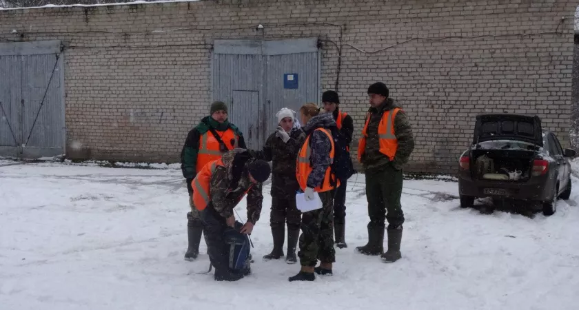 В Котельничском районе ищут 40-летнего мужчину в красной шапке