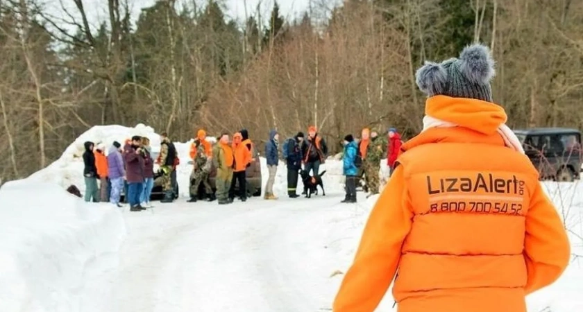 В Кирове разыскивают мужчину в черных сланцах 