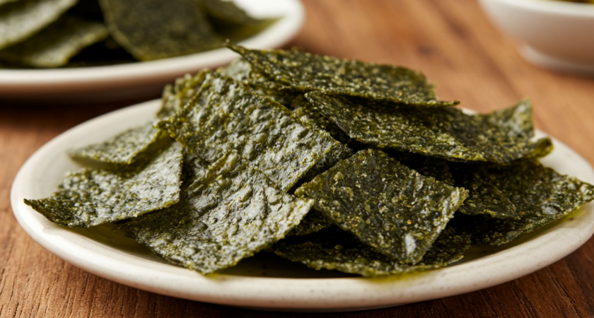 Чипсы нори из морской капусты: почему так дорого, чем полезны и чем вредны