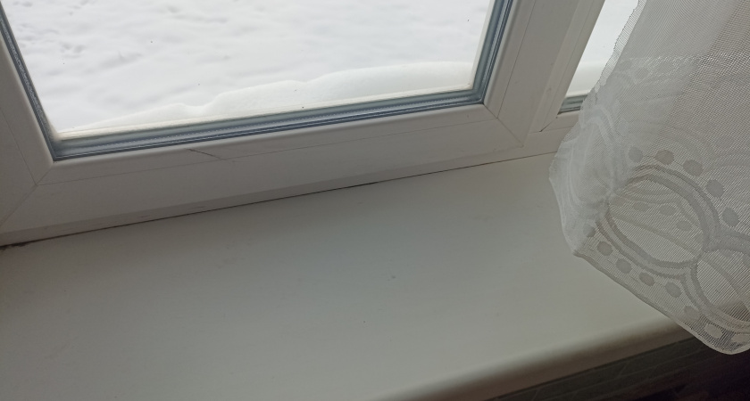 Как отбелить пластиковый подоконник от пятен, жира, грязи без разводов за 5 минут