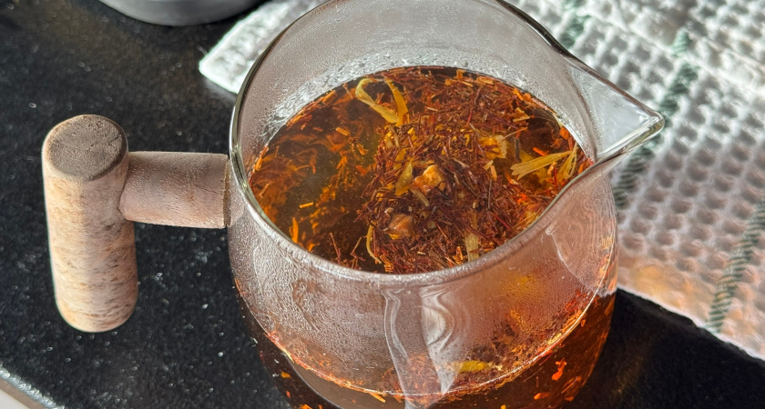 Уезжаю в лес на месяц — и год живу припеваючи: мужик нашёл самый ленивый бизнес в глухой деревне