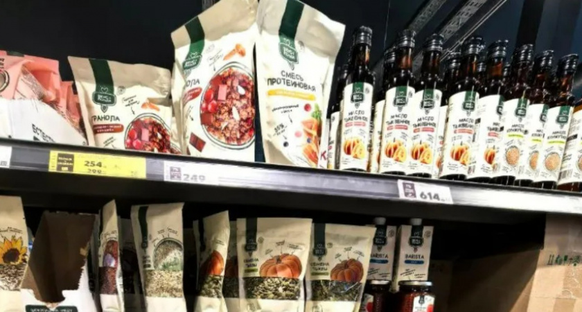 Забежала в "Пятерочку" за хлебом, а вышла с целым пакетом полезностей: делюсь списком классных продуктов 