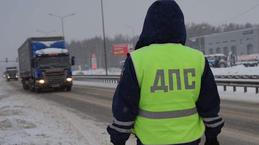 Региональные трассы в Кировской области перекроют для грузовиков с 4 апреля