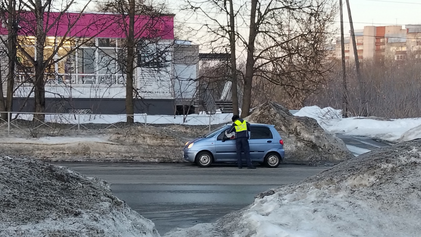 Массовые проверки автомобилистов объявили в Кирово-Чепецке
