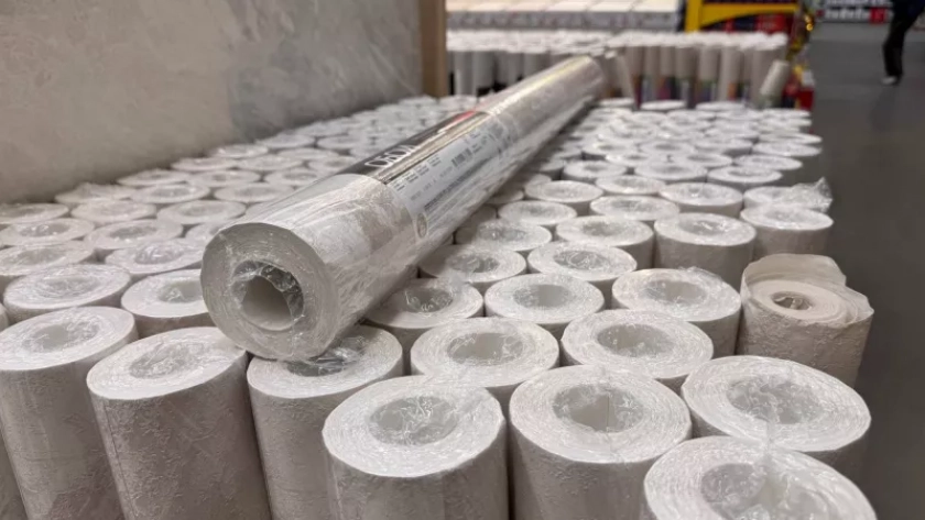 Обои и краска уже прошлый век: вот бюджетный материал, который делает интерьер дороже - тренд 2026 года