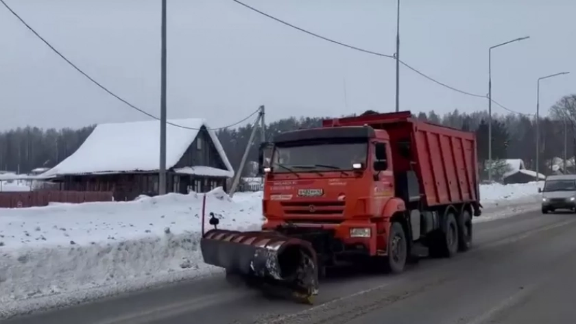 В Кировскую область поступит 29 единиц дорожной техники с прицепами