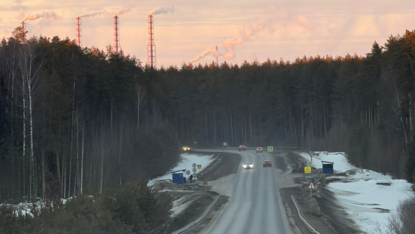 Молодая женщина, нуждающаяся в помощи, бесследно пропала на трассе под Яранском