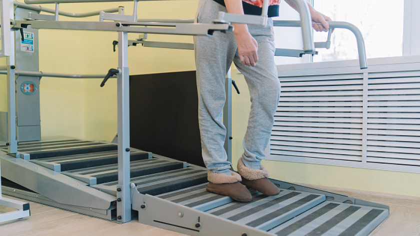 Кировские врачи подняли на ноги 90-летнюю пенсионерку после двух инсультов