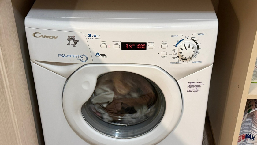 При стирке бросаю в машинку фольгу - экономлю на ремонте техники: ушлый мастер дал подсказку
