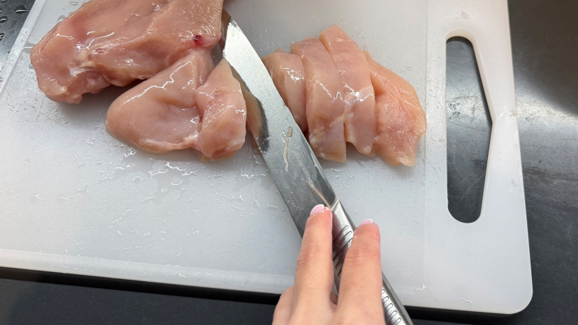 Точилка — это уже прошлый век: чем провести по ножу, чтобы он снова стал острым за пару минут