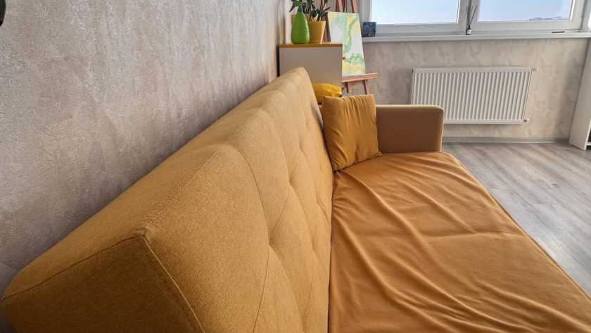 Раньше стояли в каждой квартире, а теперь выдают плохой вкус: 5 видов мягкой мебели, от которых отказываются