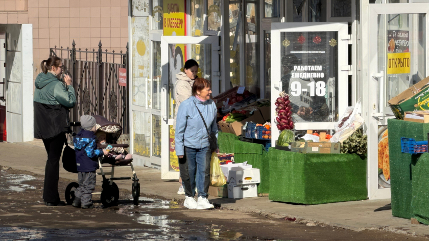 Почему я сейчас не отвечаю «нормально» на вопрос «Как дела»: 5 фраз от бабушки, которые изменили мою жизнь за 40 дней