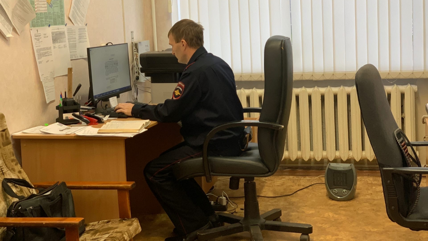 Мужчина из Кировской области выложил в сеть личные фото своей знакомой