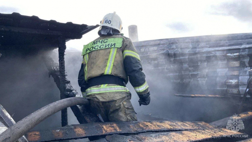 В Кирово-Чепецком районе вспыхнул жилой дом