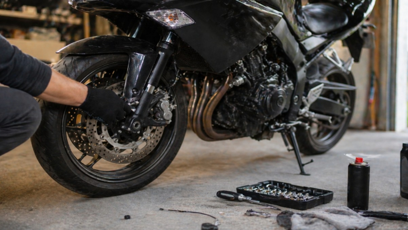 Проверка мотоцикла после зимней стоянки: что осмотреть перед первой поездкой, чтобы не упасть и не попасть на ремонт