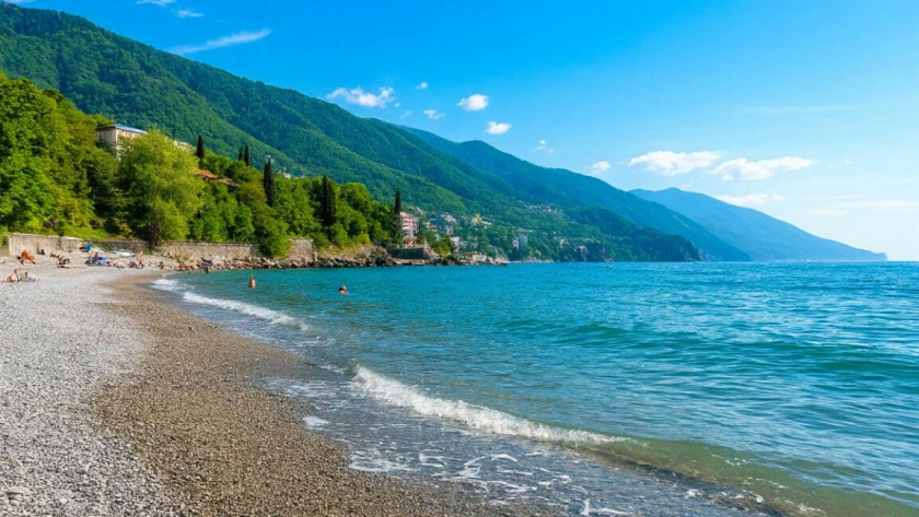 Ехать или нет? Честный разбор ситуации в Туапсе: мазут, ветер и нервы туристов