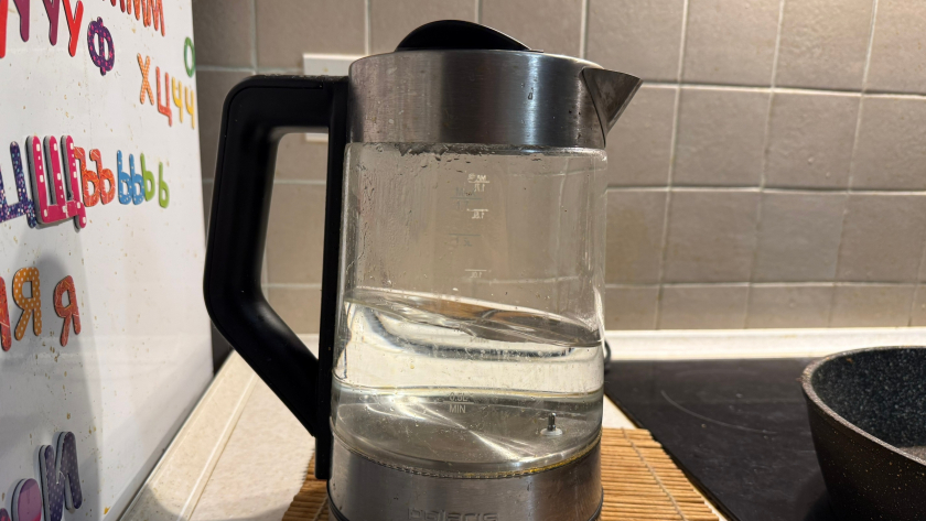 Электрочайник умирает из-за накипи? 7 проверенных методов чистки от лимонной кислоты до картофельных очисток