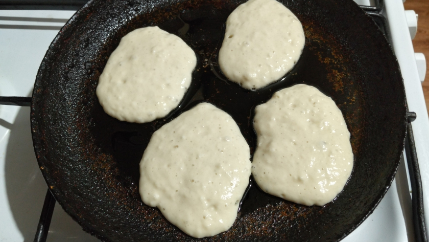 В этой посуде ни в коем случае нельзя хранить продукты: нутрициолог объяснила, какой материал незаметно разрушает здоровье за месяц