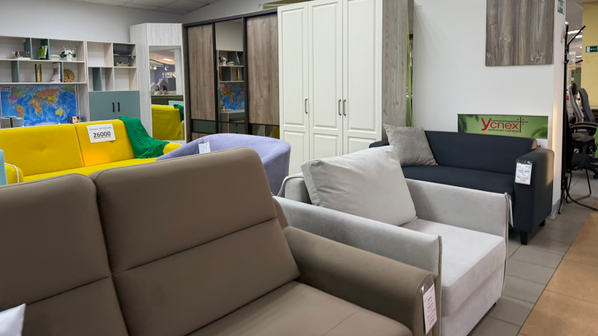 Не повторяйте: как неправильный оттенок дивана и плохой свет разрушают семейные вечера — советы с 5 проверками