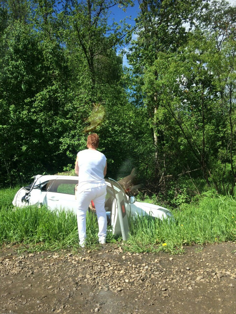 В Чепецком районе фура влетела в иномарку: пострадала пассажирка легковушки